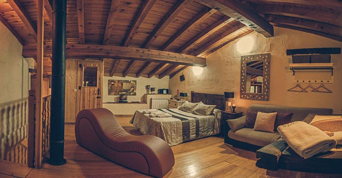 El Colirrojo - Sitios De Aravalle Casas del Abad