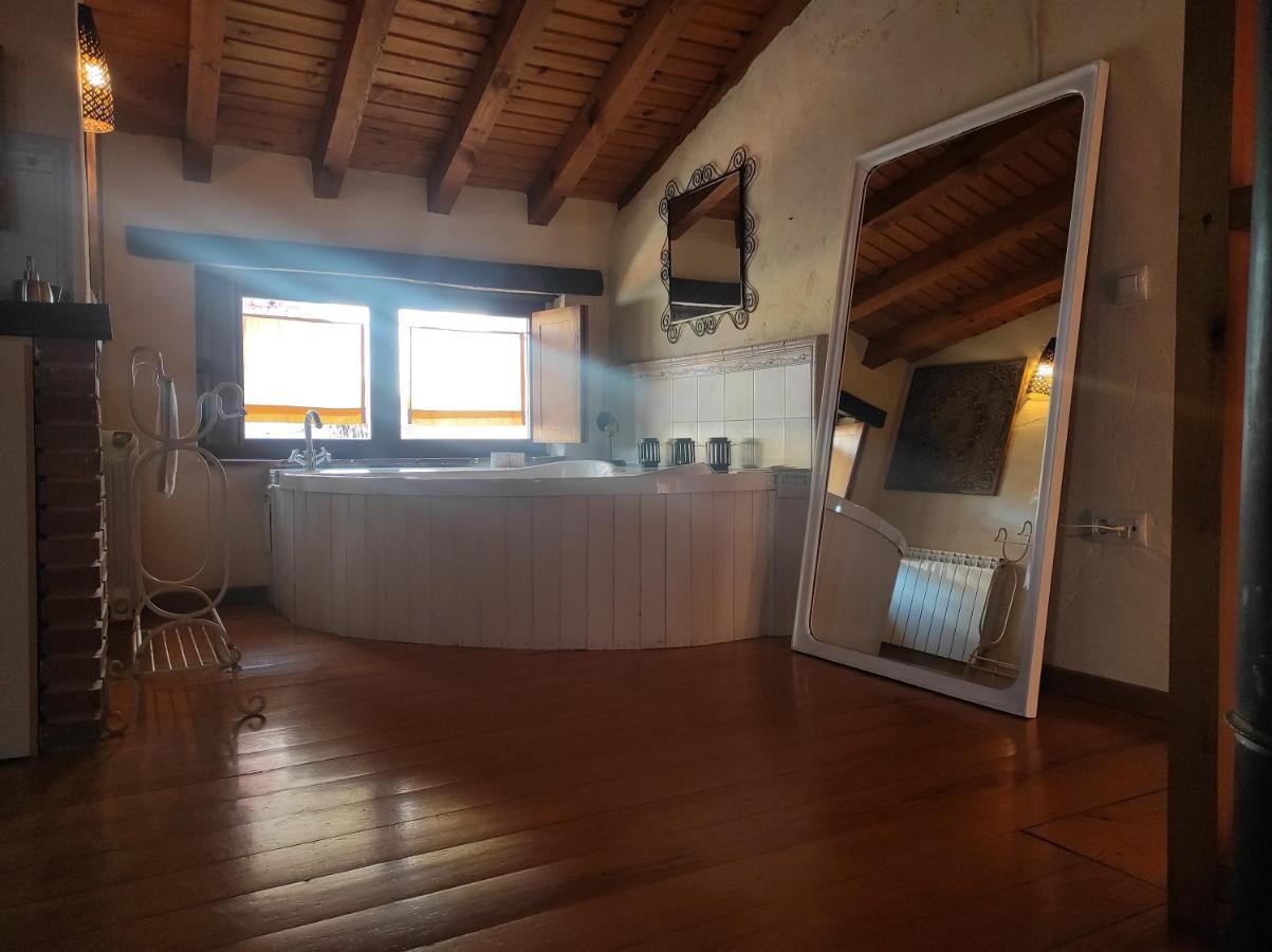 El Colirrojo - Sitios De Aravalle Landhaus Casas del Abad
